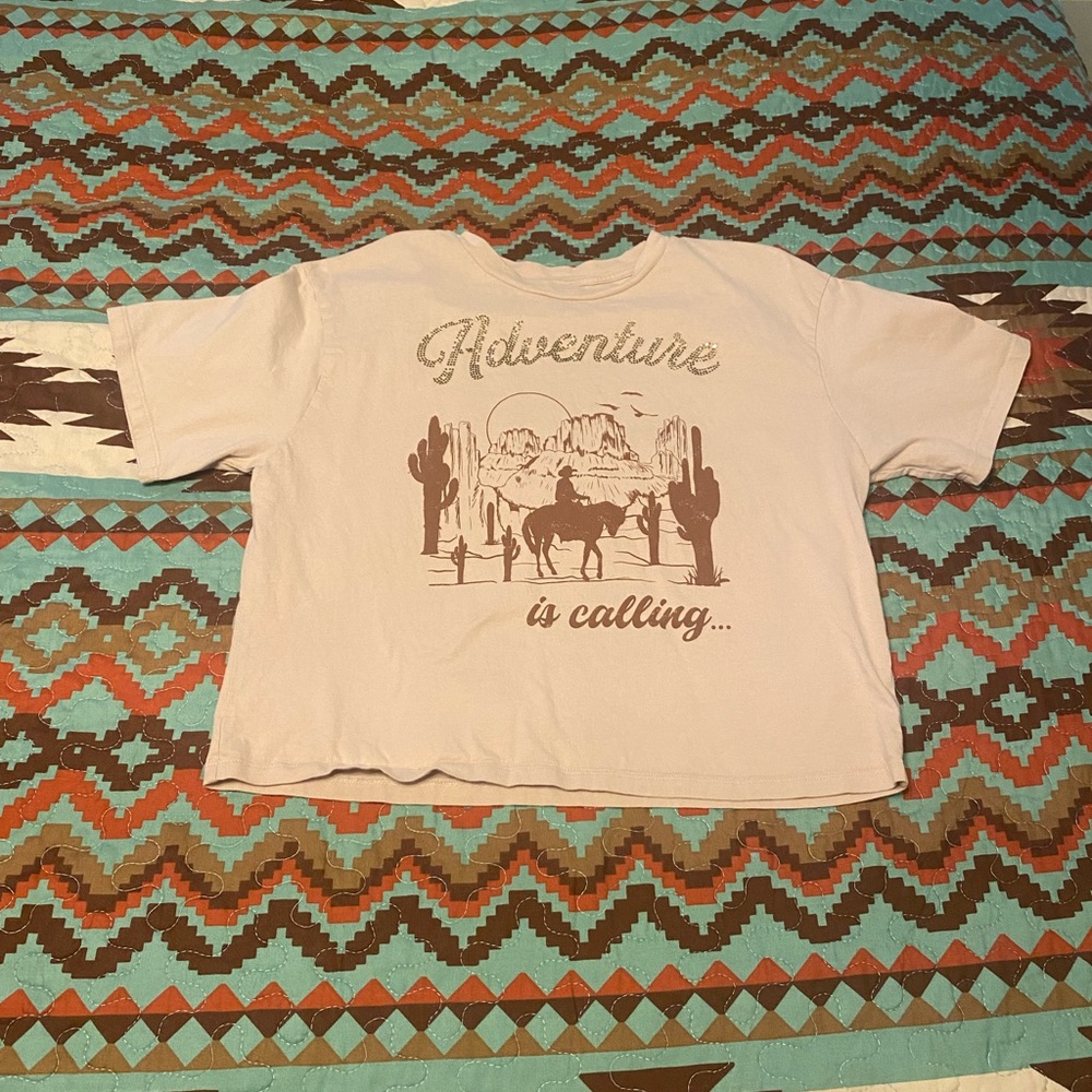 Western cropped tee